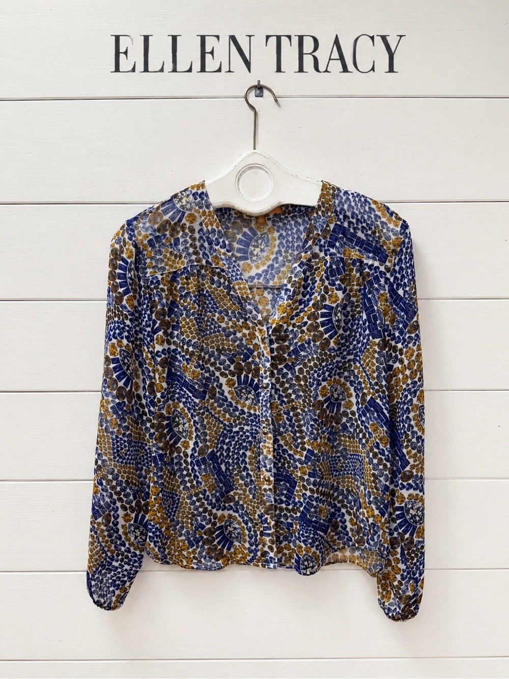 Ellen Tracy Patterned Button-Up Blouse – Size Large